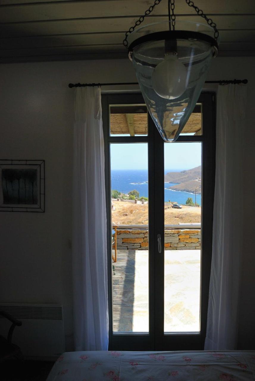 Emelia Villa Otzias Exterior photo