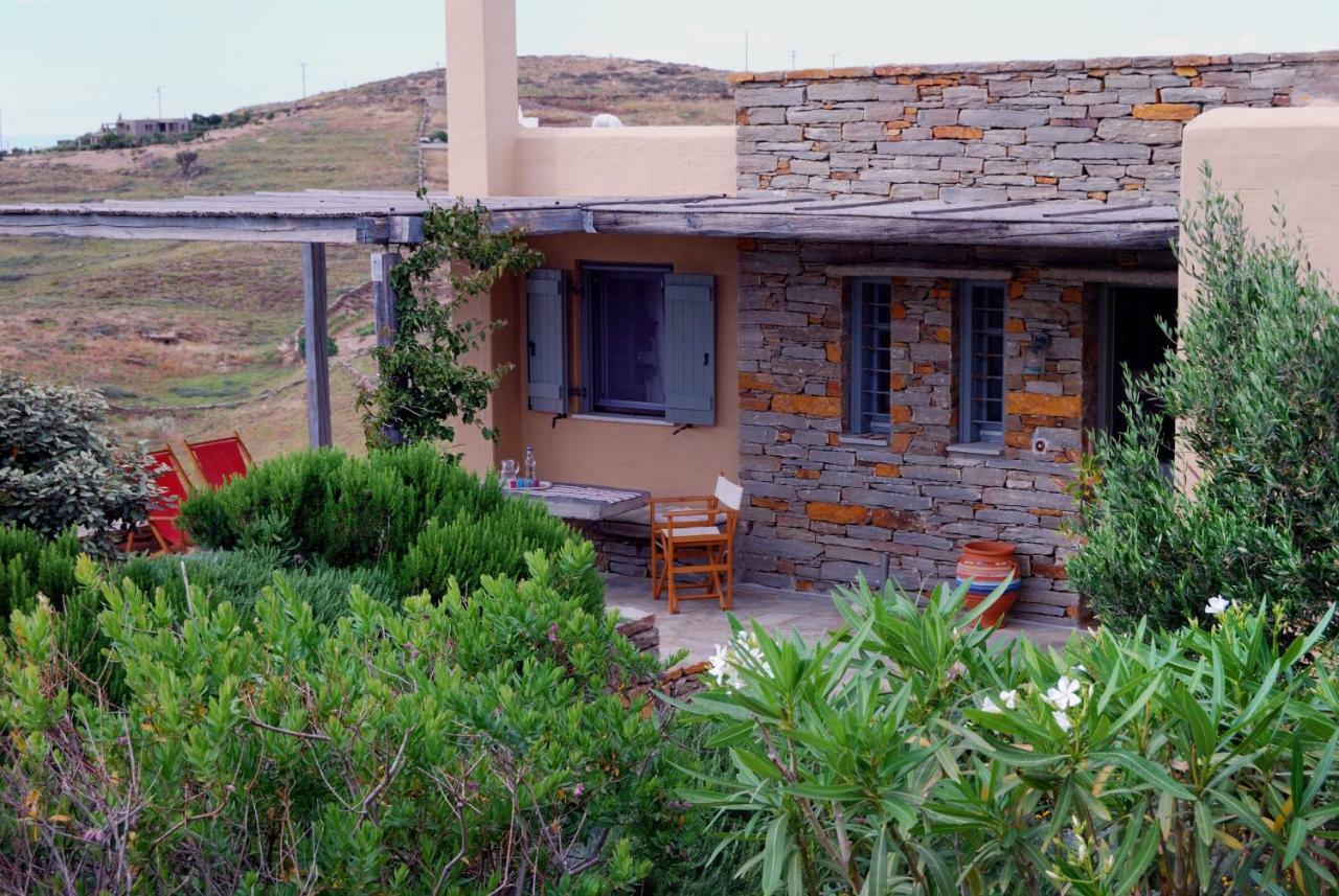 Emelia Villa Otzias Exterior photo